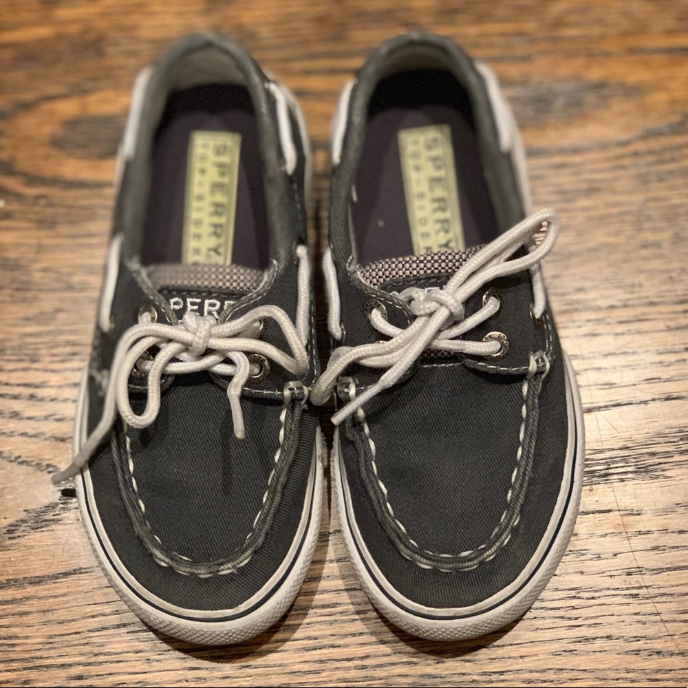 Sperry Kids Halyard Boat shoe Blue. Toddler sz 10